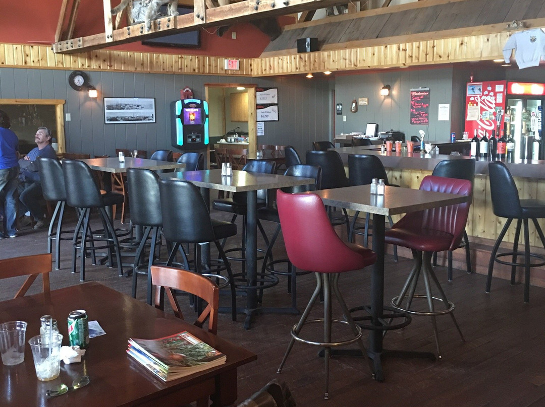 Martinsdale旅游景点-Ringling Bar