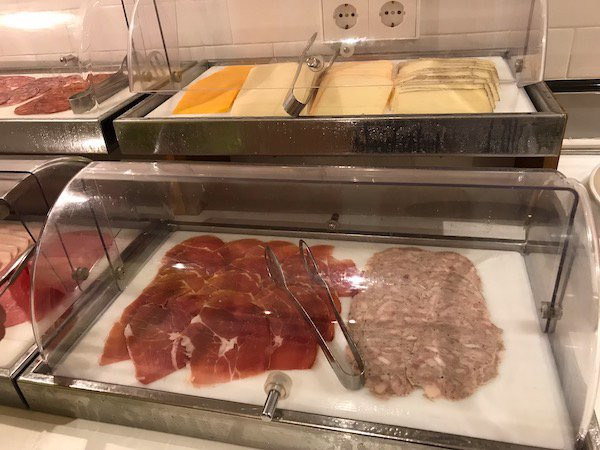 帕尔马中心怡思得酒店主图