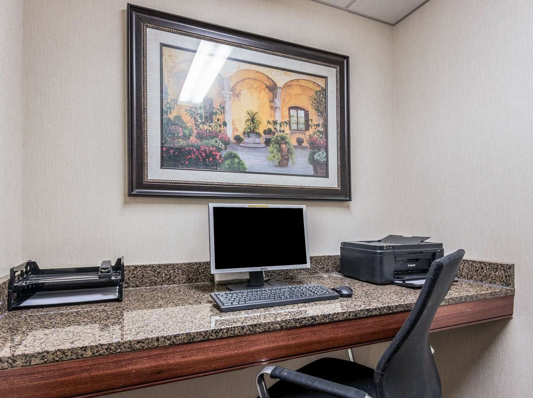 Sleep Inn & Suites主图