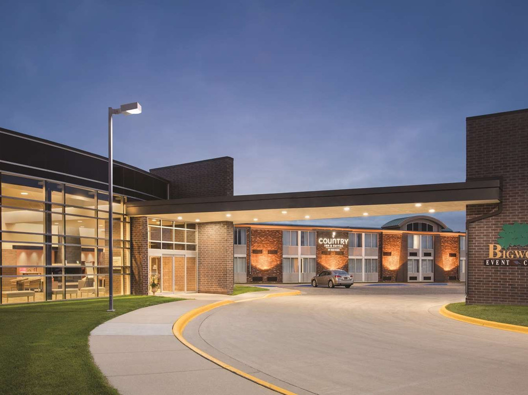 Country Inn & Suites by Radisson, Fergus Falls, MN主图