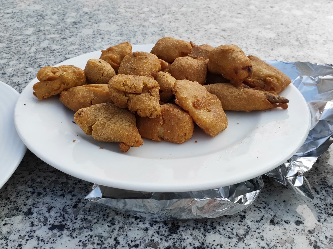 拉加寺三里温泉度假村主图