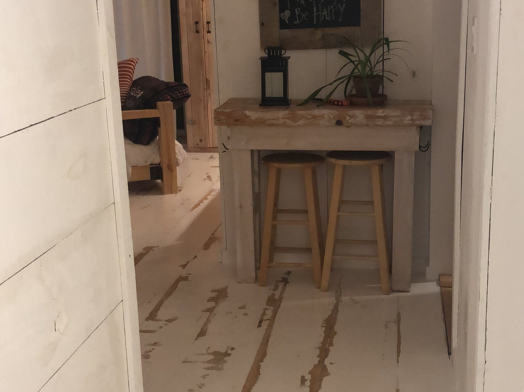 The Retreat House主图