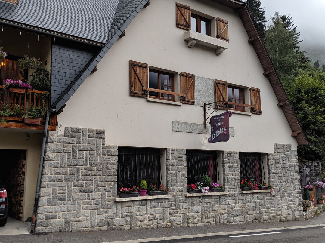 勒巴尔约酒店