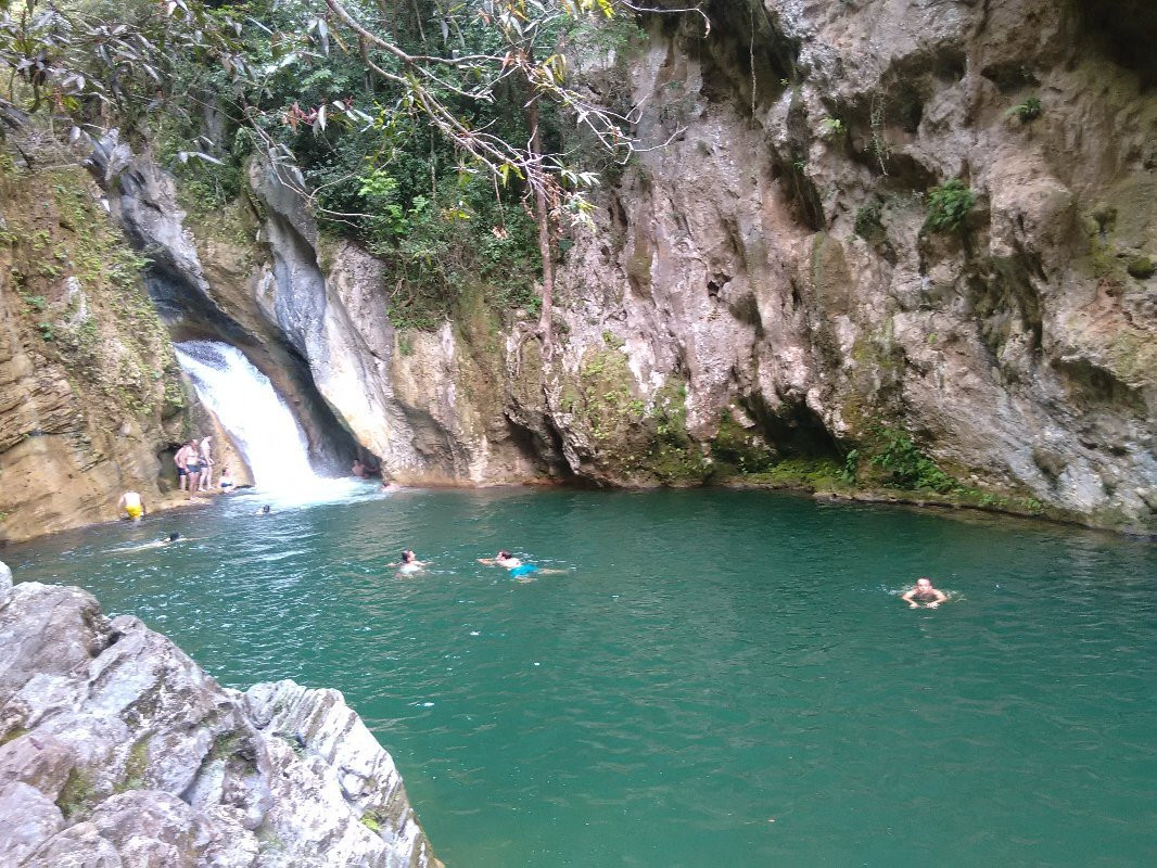 Salto del Caburní景点图片