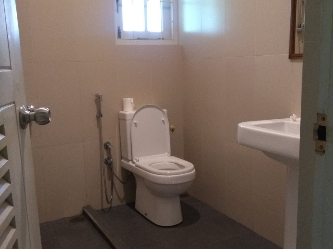 康提远景屋酒店主图