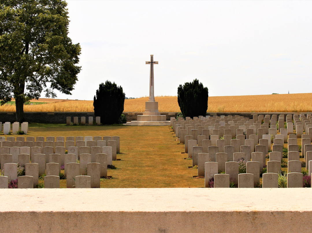 Beaulencourt British Cemetery景点图片