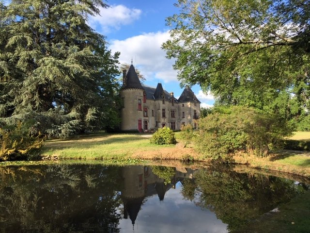 Chateau de Ribagnac主图