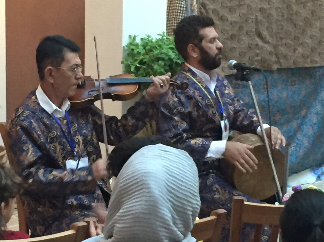 Shirin Hotel & Hostel主图