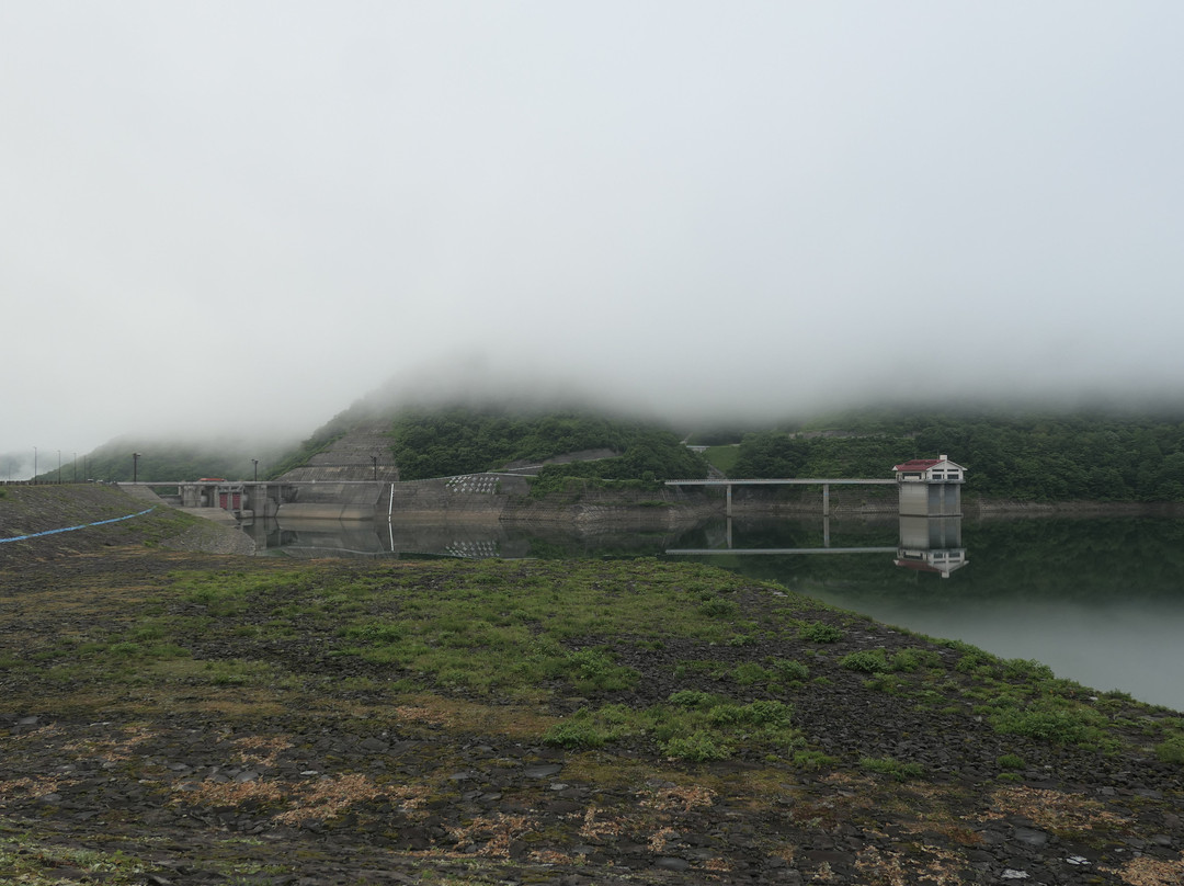 Gassan Lake景点图片
