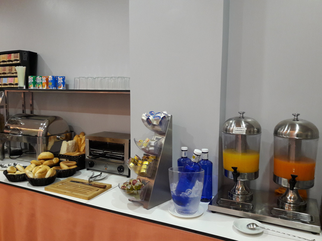 Hotel Zenit El Coloquio主图