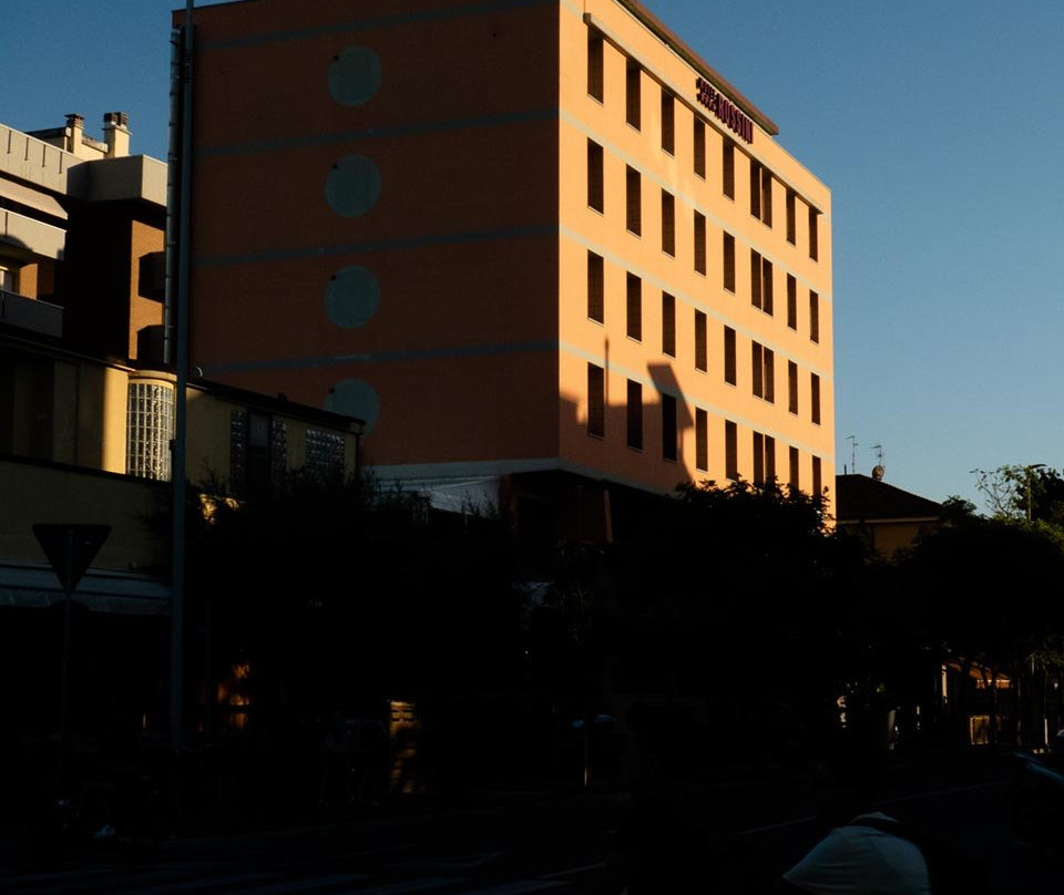 罗西尼酒店主图