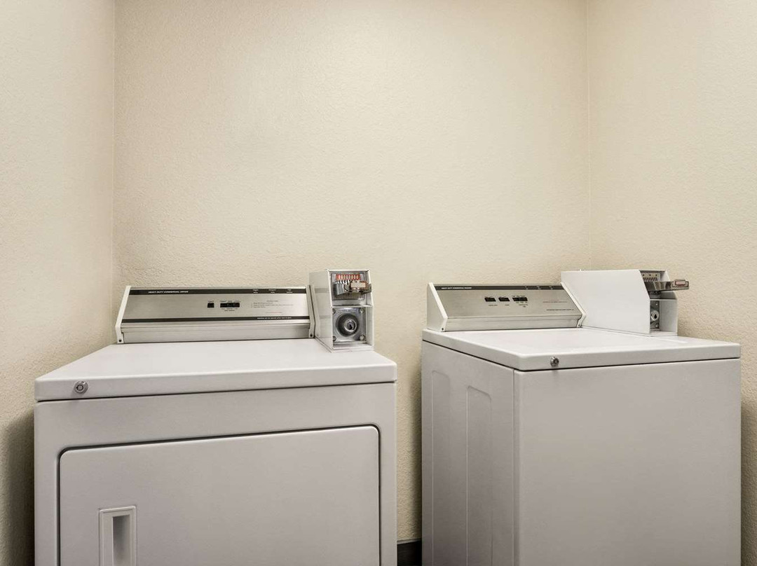 Microtel Inn & Suites by Wyndham Inver Grove Heights / Minne主图