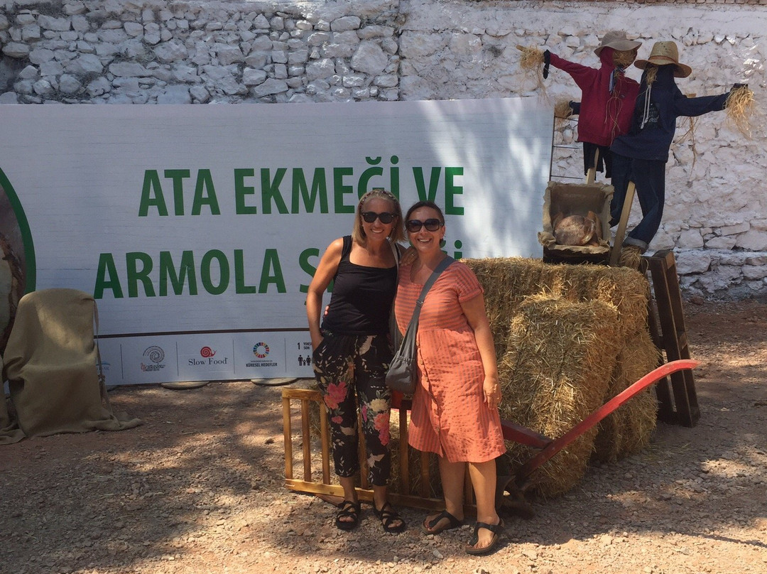 Ata Ekmegi Armola Senligi景点图片