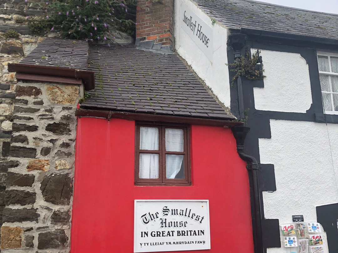 Smallest House in Britain景点图片