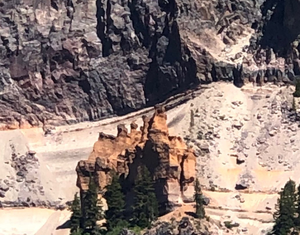 Pumice Castle-火山湖国家公园必去景点