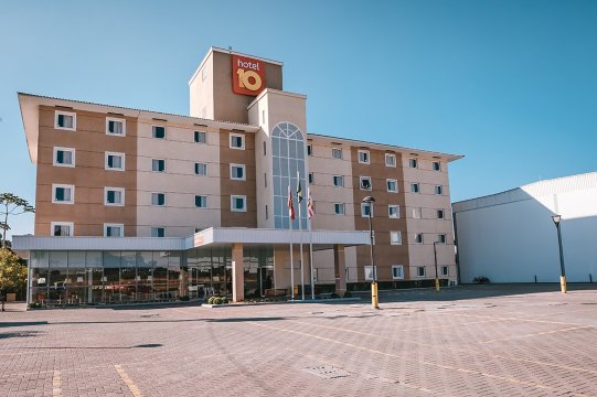 布卢梅瑙10号酒店-官方