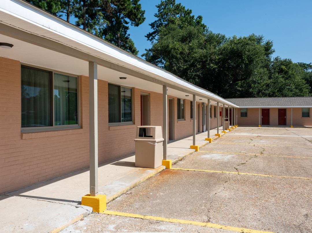 Budget Inn Suites主图