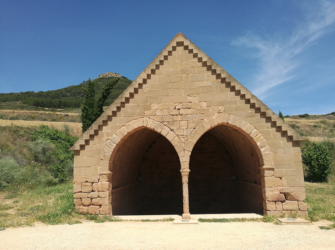 Fuente de los Moros siglo XIII-Villamayor de Monjardin必去景点