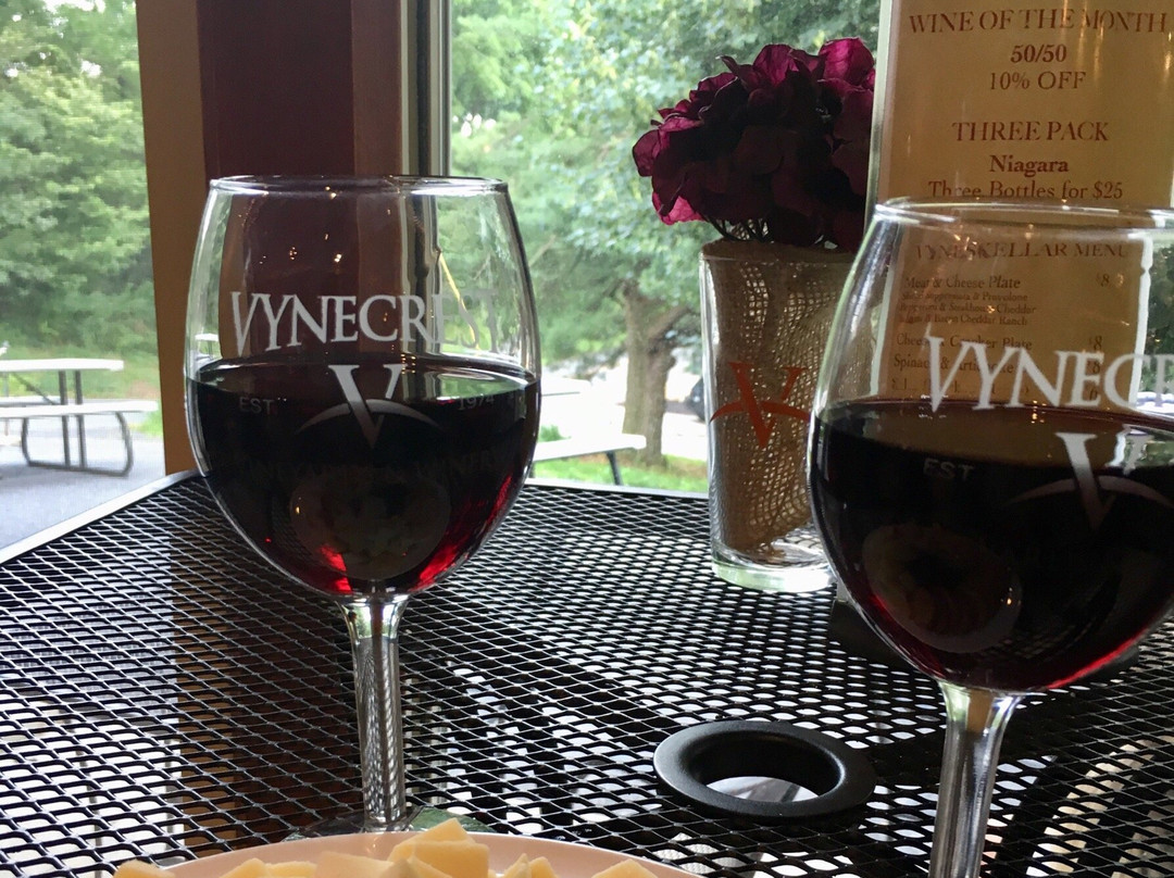 Vynecrest Winery景点图片
