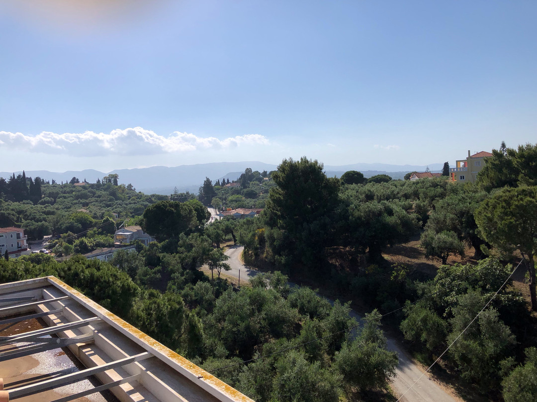 阿克斯阿瓦隆酒店主图