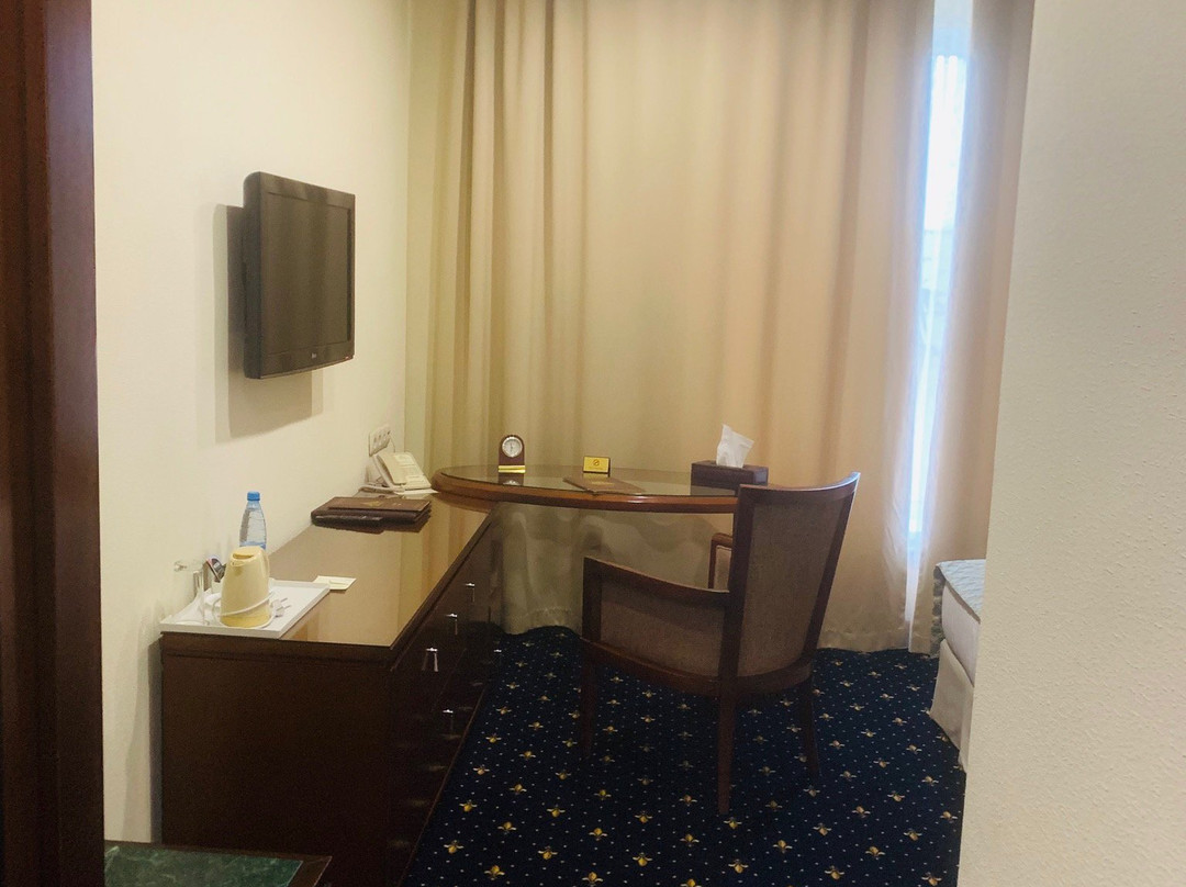 Park Hotel Bishkek主图