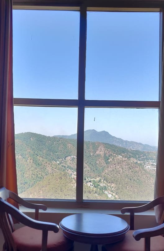 日落大酒店主图