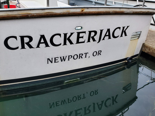 Yaquina Bay Charters-纽波特必去景点