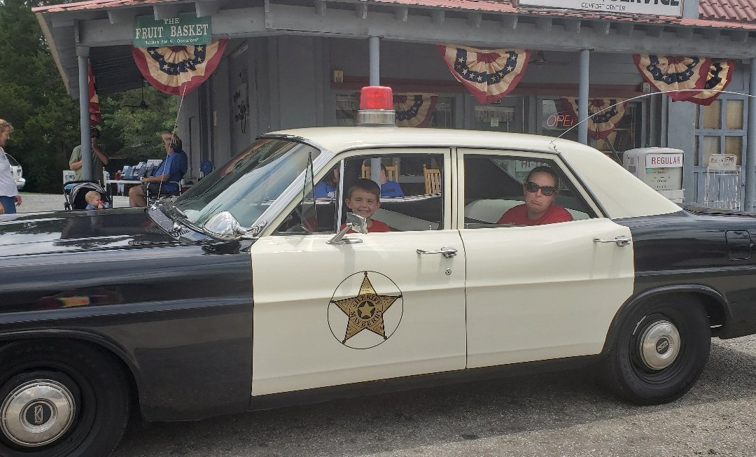 Mayberry Squad Car Tours景点图片