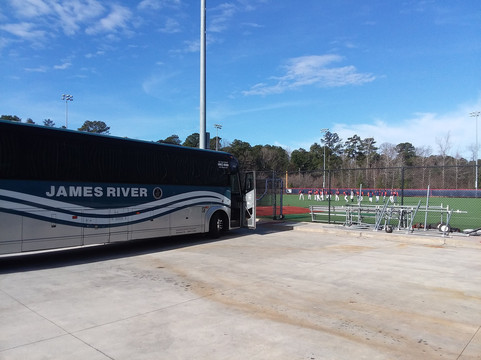 靠近 的阿德里酒店