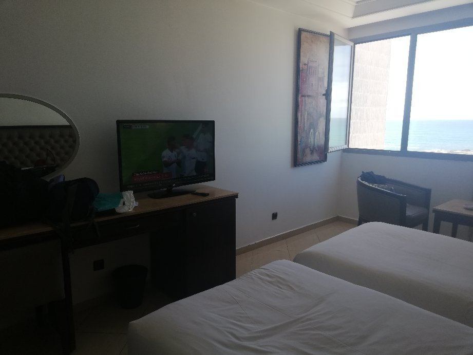 蓝色海岸酒店主图