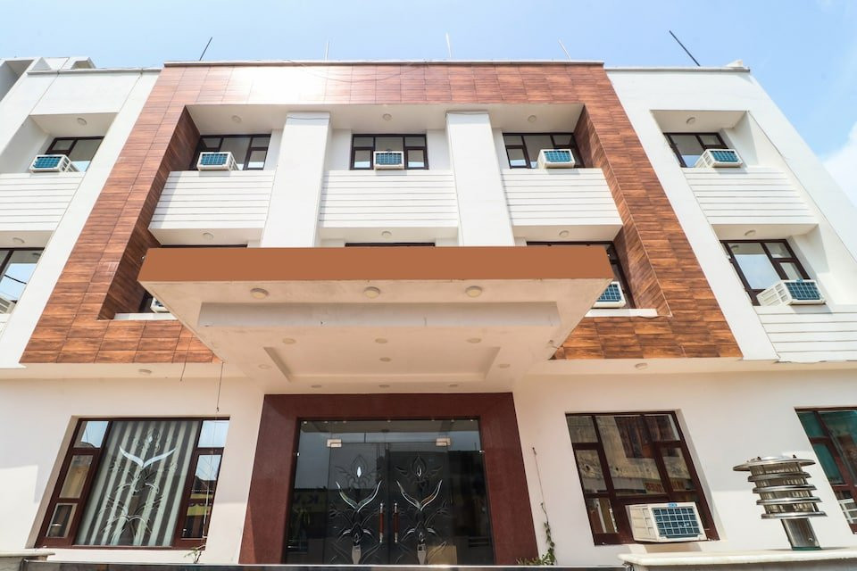 OYO 18857 Hotel Dev Bhoomi主图