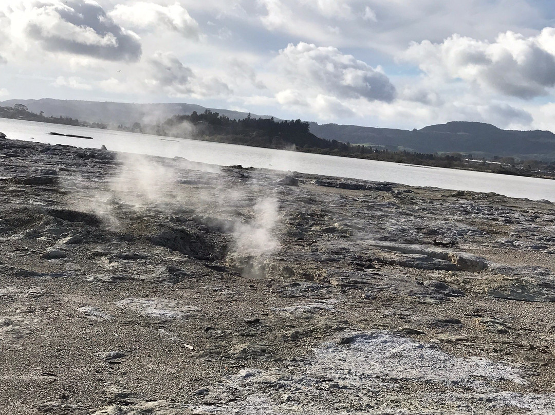 Sulphur Point景点图片