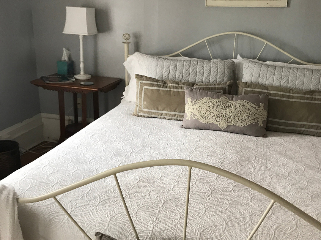 Victoria's Place by the River主图