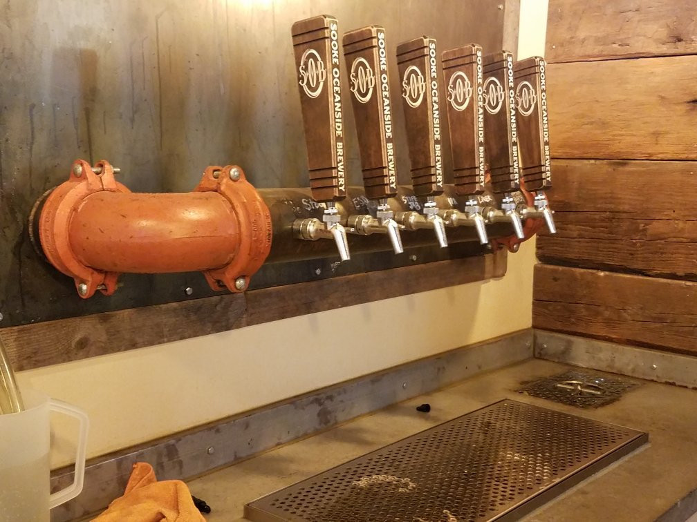 Sooke Oceanside Brewery景点图片