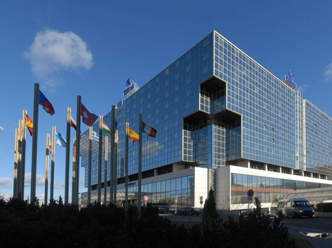 希尔顿酒店主图