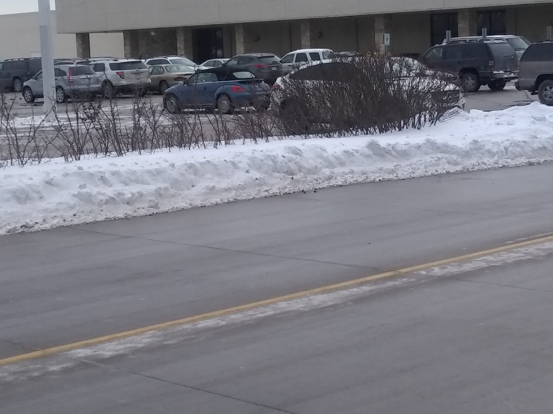 Mayfair Mall-沃瓦托萨必去景点