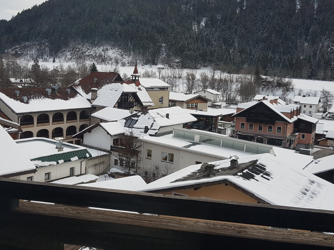 Alpenhotel Oetz主图