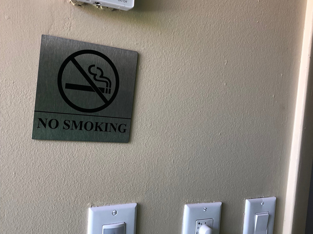 Carl's Unique Inn主图