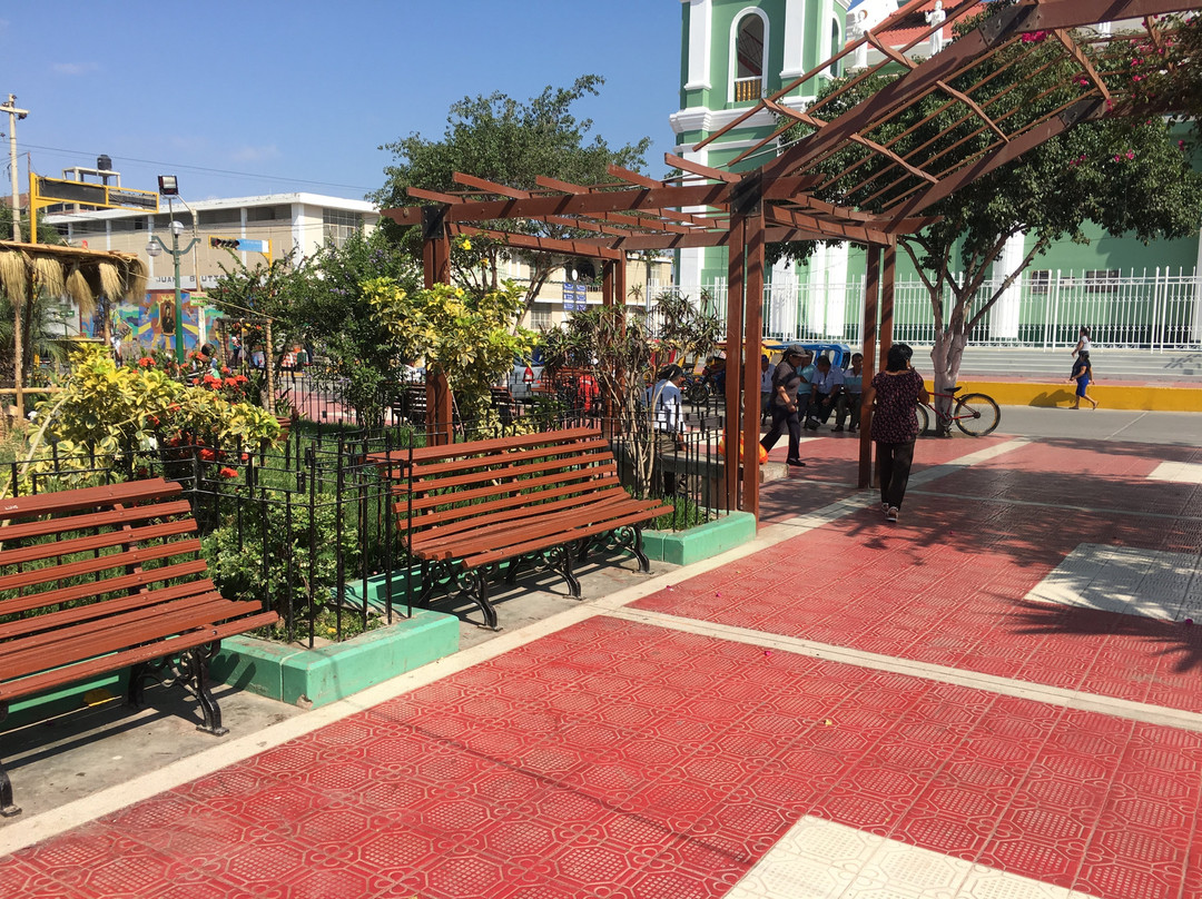 Plaza de Armas de Catacaos景点图片