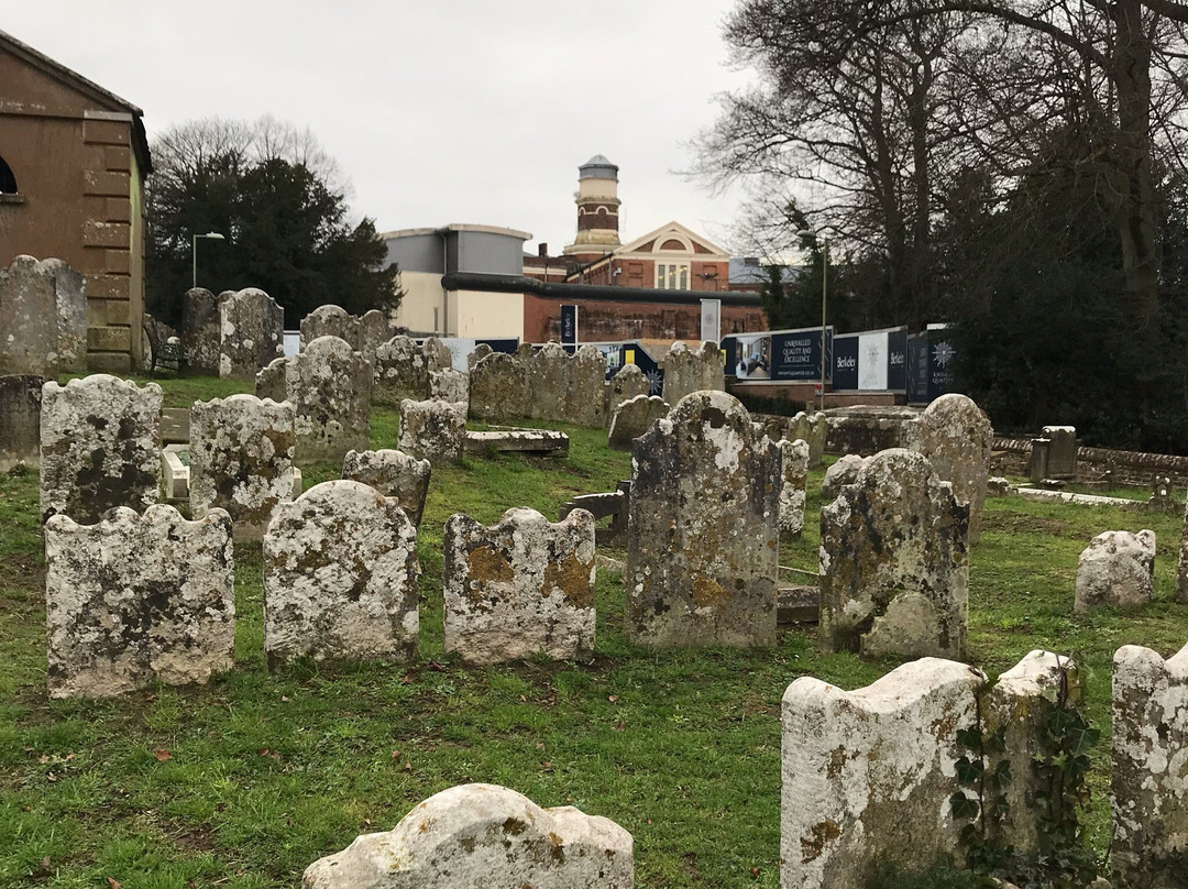 St. James’ Catholic Cemetery景点图片