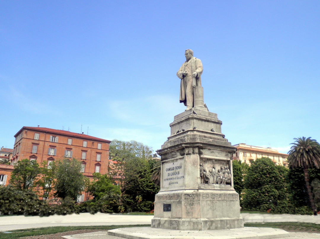 Piazza Cavour-安科纳必去景点