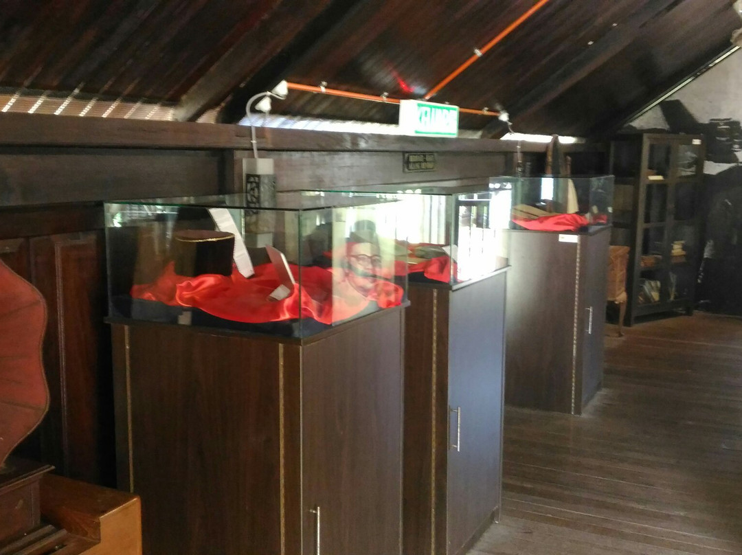 Teratak Za'ba-Bahau必去景点