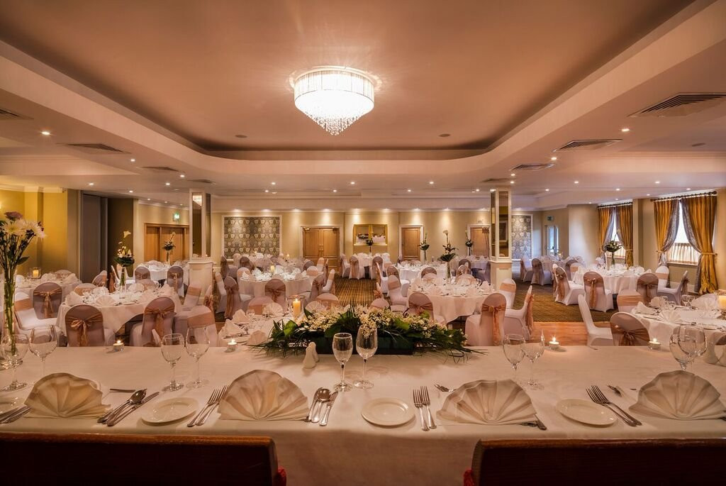 Breffni Arms Hotel主图