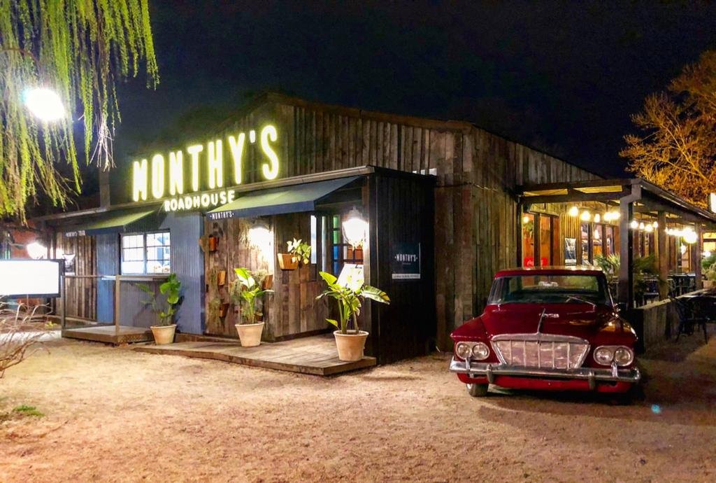 Monthys Roadhouse
