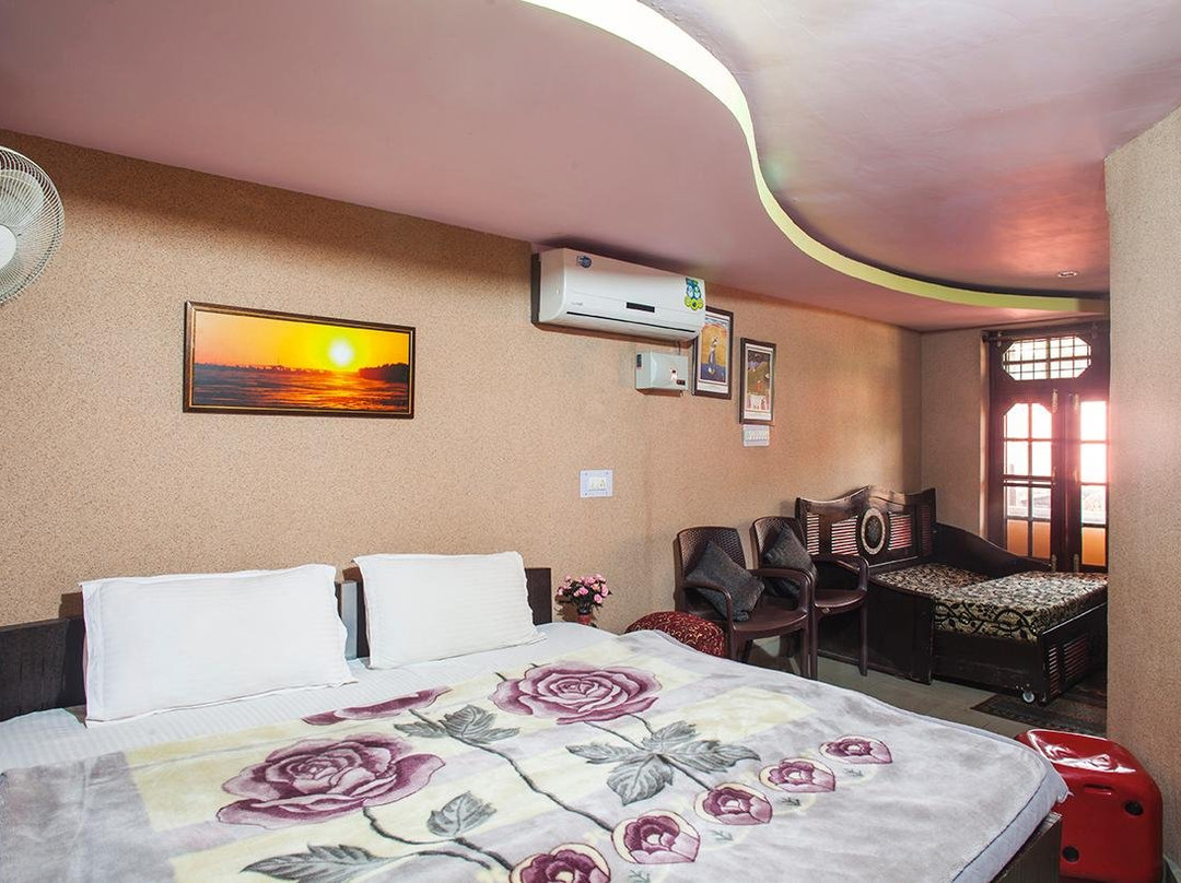 Hotel City Plaza主图