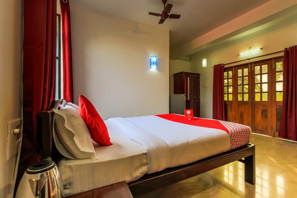 The White feather Hotel-官方