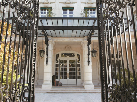 巴黎香格里拉酒店主图