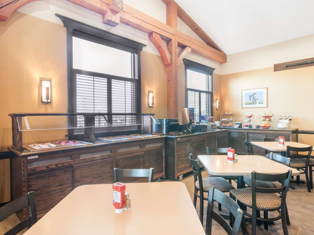 Hawthorn Suites by Wyndham Williston主图