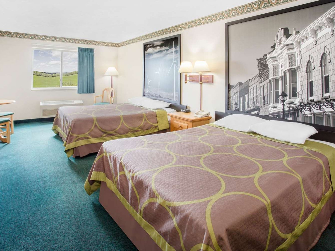 Burgundy Inn & Suites By OYO El Paso主图