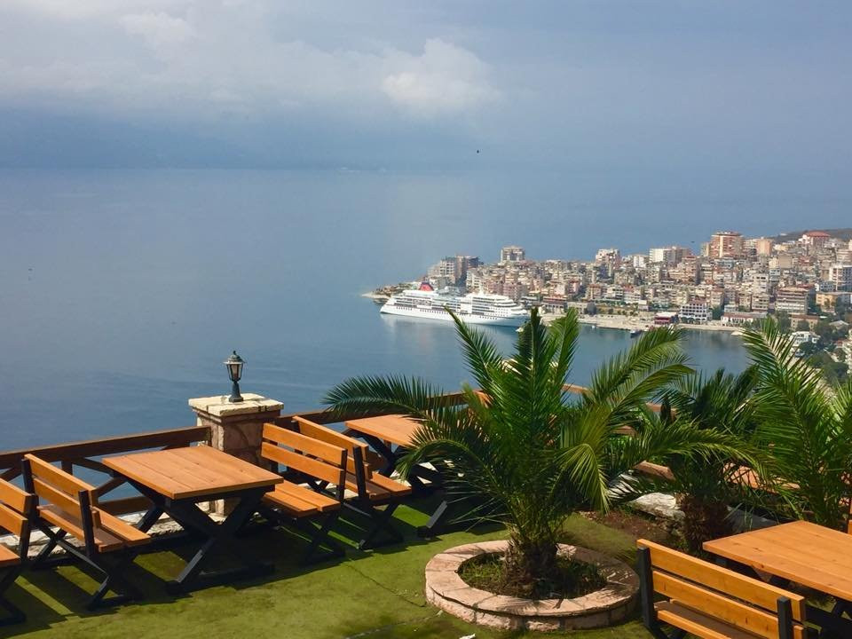 Vane餐馆和美食-Wine Bar Kristiano